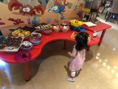 -三亚湾海居铂尔曼度假酒店