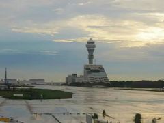 -上海浦东国际机场-T2航站楼