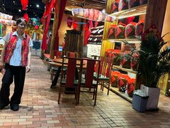 -老滇山寨•云南特色菜•地方菜•民族风情歌舞表演(金碧店)