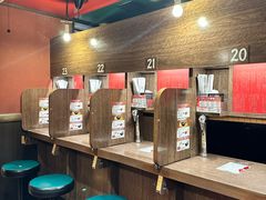 -一兰拉面(梅田阪急东通店)