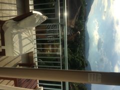 三亚亚龙湾华宇度假酒店(原三亚华宇皇冠假日酒)-三亚亚龙湾雅高美爵酒店