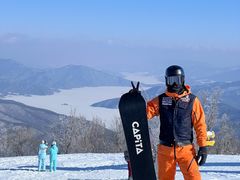 -中旅松花湖滑雪场