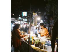 -周日夜市