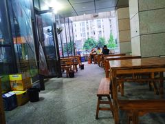 大堂-老三样·美食研究中心(世贸路店)