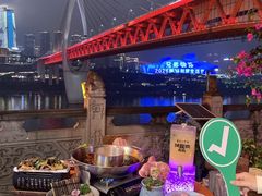 -小天鹅火锅·一线江景洪鼎旗舰店(洪崖洞店)