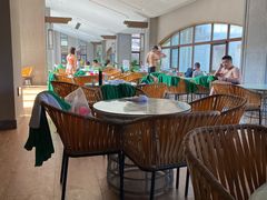 -大连金石滩绿发温泉假日酒店