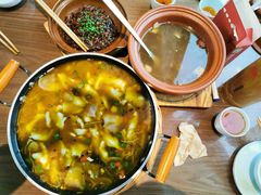 -有红鸡毛店·川菜(建设路店)