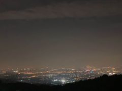 -鬼笑石后山停车场