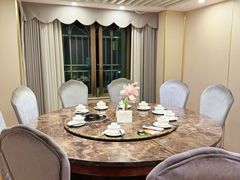 -陆记鹅庄·潮汕菜·狮头鹅(大仟里店)