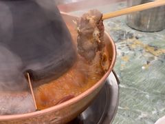 -楼外楼大刀肉传统火锅(西安大路店)