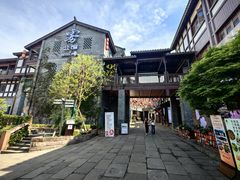 -磁器口古镇