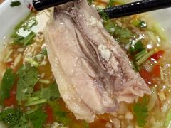 自养文昌鸡椰子汤-力哥地道海南菜·联谊文昌鸡老店