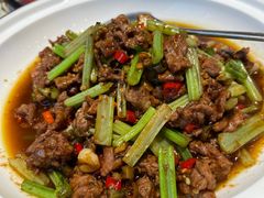 小炒黄牛肉-老湘亲·品鉴湘菜(蔡塘爱琴海店)