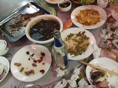 -明月食府(二区干二路店)