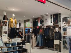 -优衣库(北京万柳华联购物中心店)