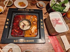 -老牌坊云南鱼豆花火锅(嵩山店)