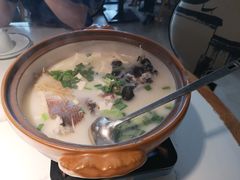 -姜君·千岛湖鱼头馆(浦东大道店)