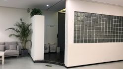 -T8 SALON