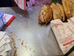 -Bánh Mì Huynh Hoa