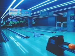 -世代星球·保龄球·镭战真人CS·团建(杨浦店)