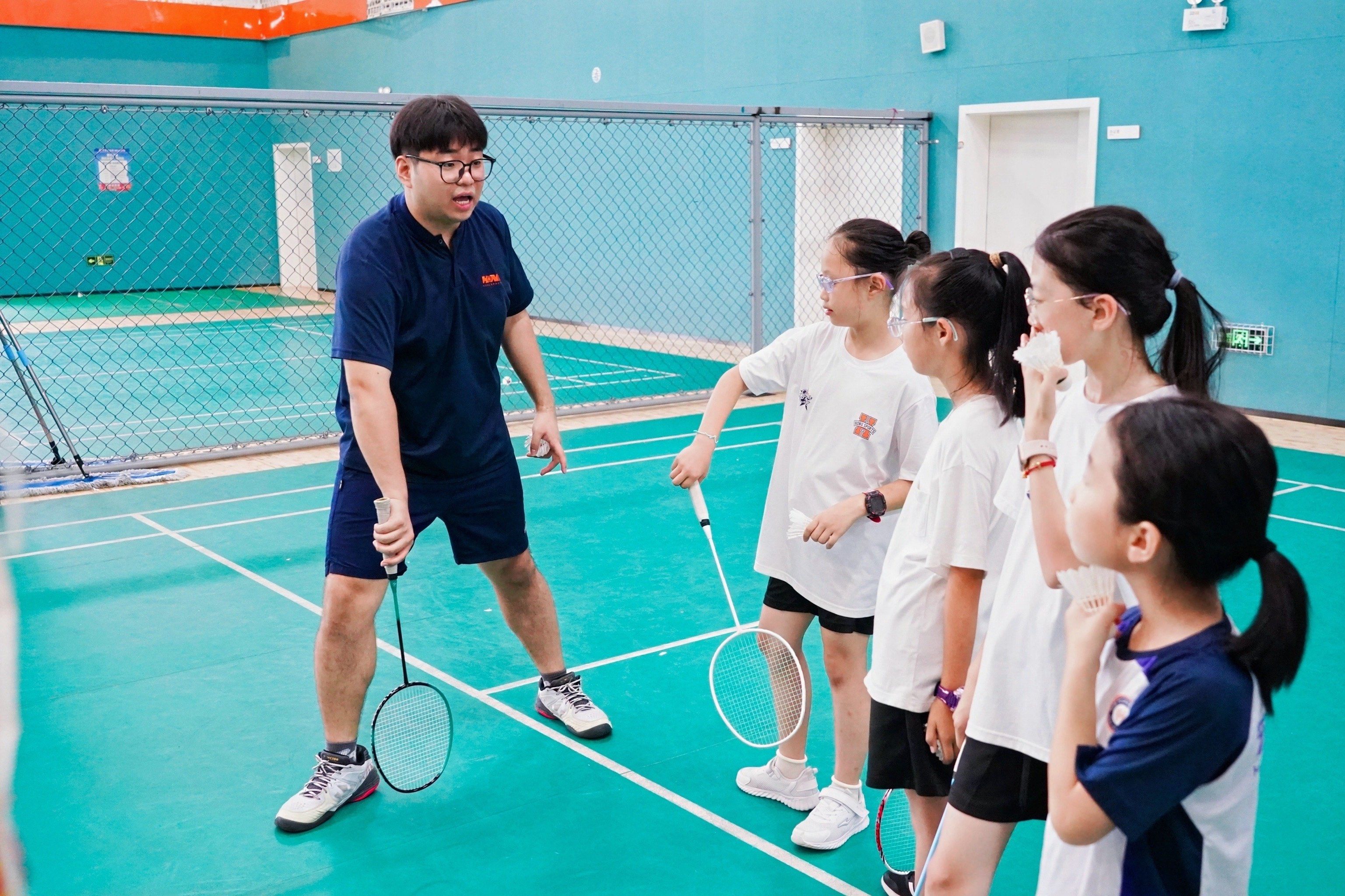 孩子学羽毛球前,这几点家长必须知道!