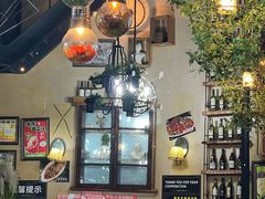 -临界音乐酒馆·小龙虾·江湖菜(华熙LIVE·鱼洞店)