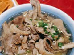 -冯烫烫跷脚牛肉·川菜小馆(武胜西街店)