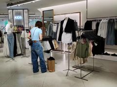 -ZARA(大上海时代广场店)