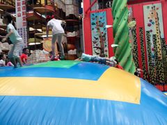 -蒙特利亲子乐园