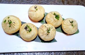 Huaiyang-style Pan-fried Dumplings