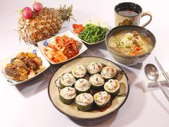 头顶金枪鱼芝士紫菜卷饭-木槿花韩式炭烤·熟成肉工坊(孙文东路店)