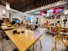 大堂-佬钱湾仔(衣裳街店)
