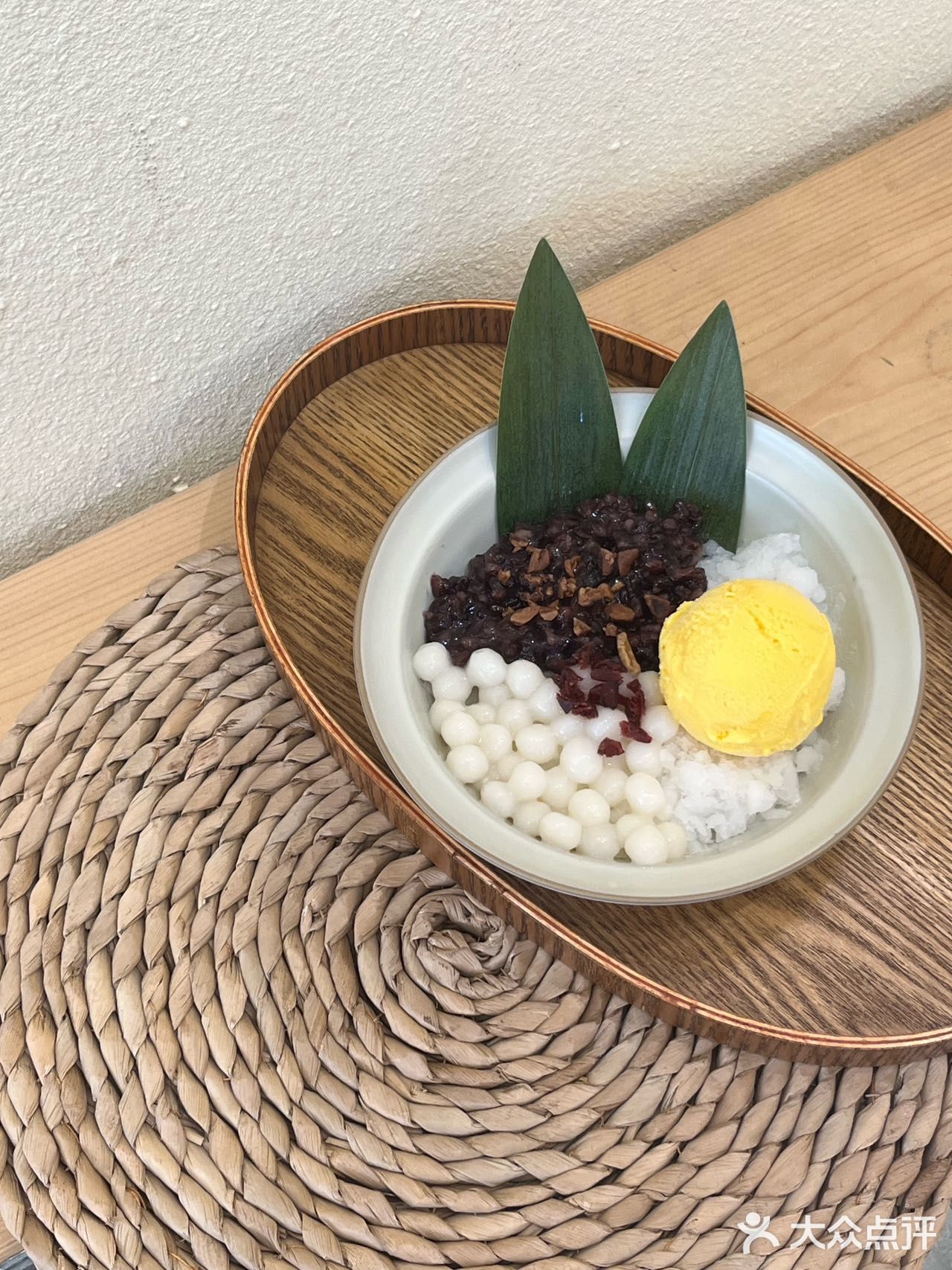 建设路冰品店，吃龙井冰淇淋4折