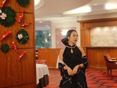 -深圳富苑皇冠假日套房酒店