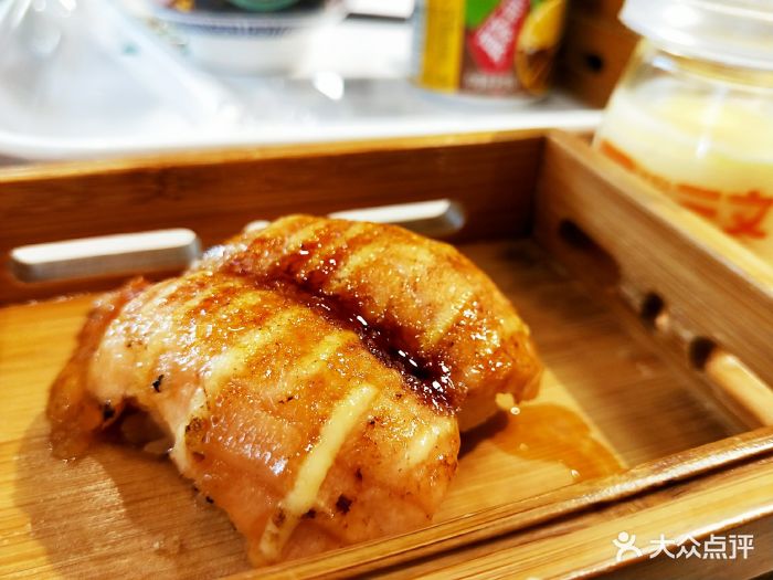 三文鲜生(亿合城店)三文鱼焦糖寿司图片 - 第3张