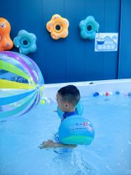 -蓝鲸快乐宝贝婴童游泳馆(南飞鸿十年城店)