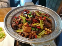 干锅肥肠护心肉-95号酱骨·一块豆腐(展春园西路店)