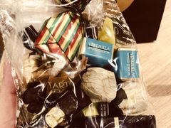 -VENCHI 闻绮(北京国贸商城店)