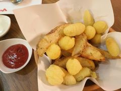 -HIGH FIVE哈福手工汉堡(桂林路店)