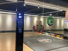 -懒人Club健身(卓越时代广场店)