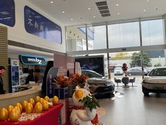 -上海和裕一汽丰田4S店(七宝店)