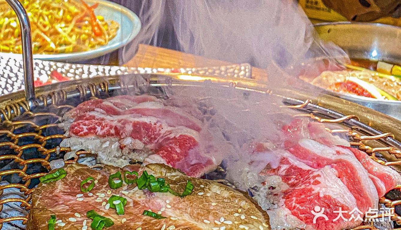 沈阳这家烤肉+鳗鱼焦焦脆脆❗俩人吃到撑