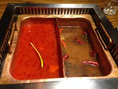 -老牌坊云南鱼豆花火锅(嵩山店)