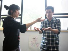 -猴有戏教育戏剧·音乐剧·主持口才·演讲朗诵辩论(环球港华师大校区)
