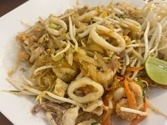 -两兄弟Song Pee Nong(2号店)