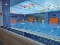 -戊辰亲子游泳俱乐部