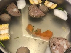 特色锅底-牛焱·贵州黄牛肉火锅(城西银泰店)
