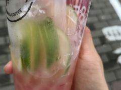 -85度C(生甜甜圈研究工坊·上海局门店)