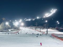 -中旅松花湖滑雪场