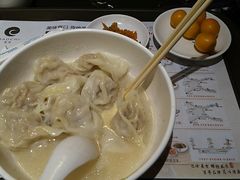 -重庆老字号·吴抄手·高豆花(T3航站楼店)
